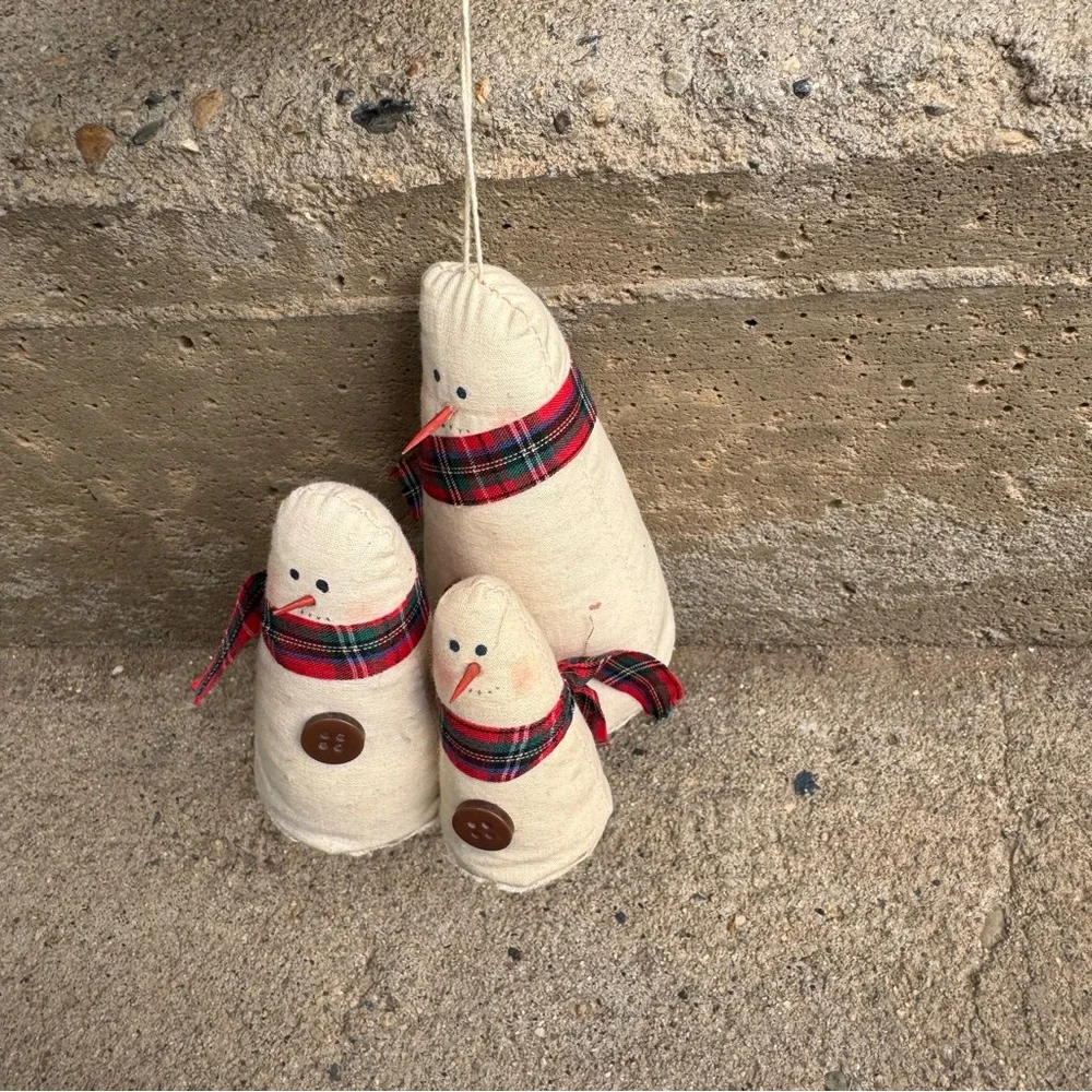 Three Snowman Plush Ornament Snowman Family Rustic Christmas Simple‎